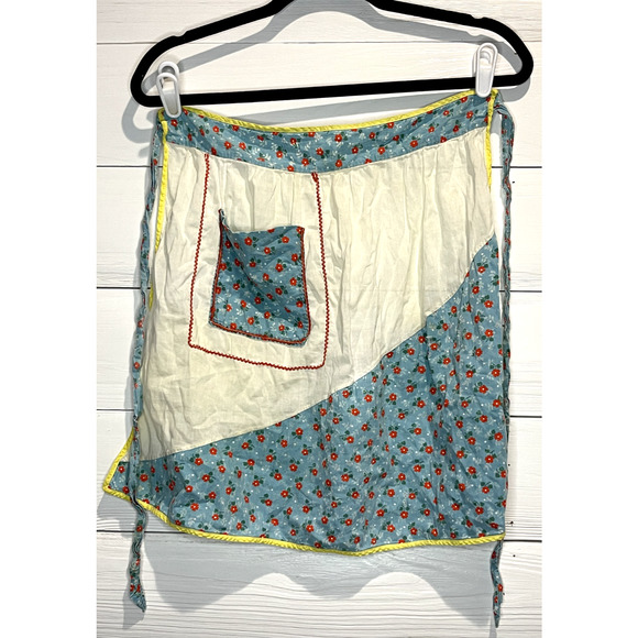 Vintage Handmade Half Kitchen Flower Apron - Picture 1 of 4